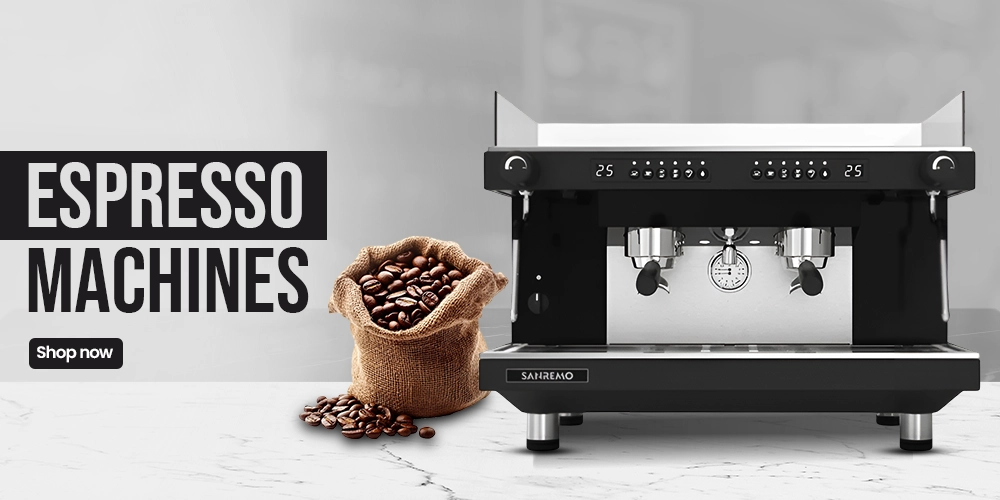 Banner featuring a professional espresso coffee machine with coffee beans, highlighting powerful brewing equipment for cafés, hotels, and restaurants.